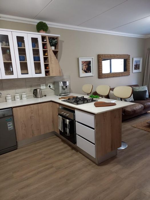 For Sale: Apartment in Montana with 3 bedrooms, gas kitchen, and wildlife estate amenities.