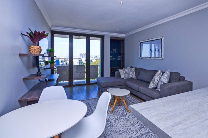 Property #2264335, Apartment rental monthly in Green Point