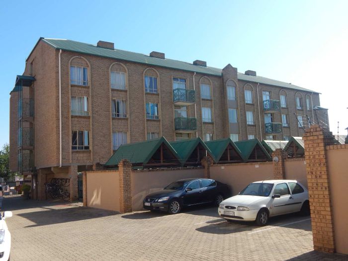 2 Bedroom apartment to rent in Hatfield, close to university and amenities.