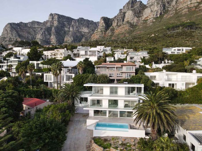 Property #2148442, House for sale in Camps Bay