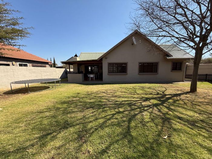 For Sale: 3-Bedroom House in The Meadows Estate with garden, garage, and security.