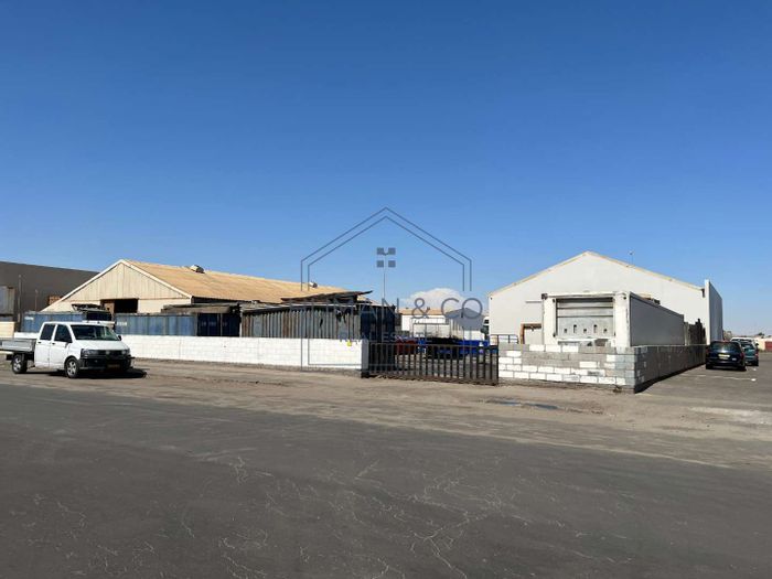 Property #2025539, Industrial for sale in Light Industrial