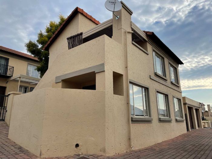 Property available in Gauteng Rize Property