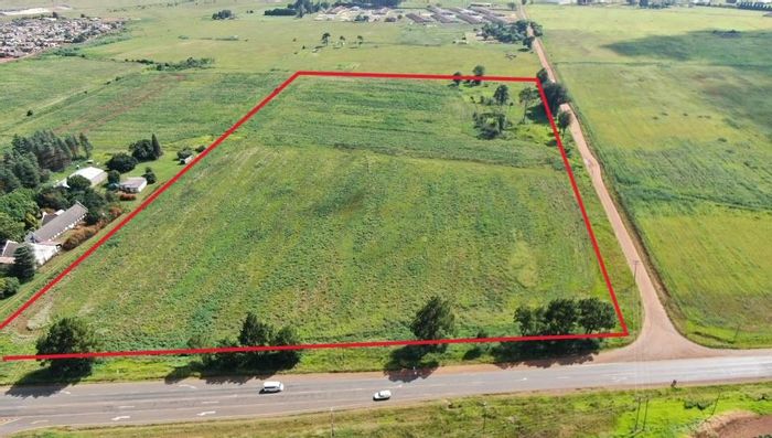 8.5 HA Vacant Agricultural Land For Sale in Tarlton, ideal for development.