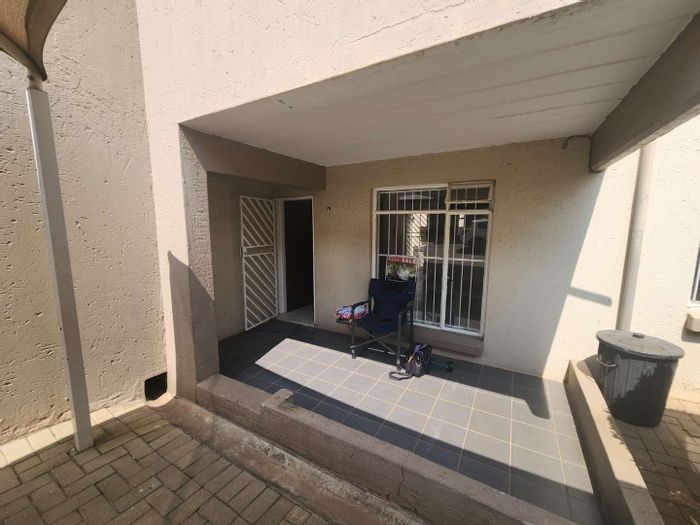 Property #2186460, Townhouse for sale in Linmeyer
