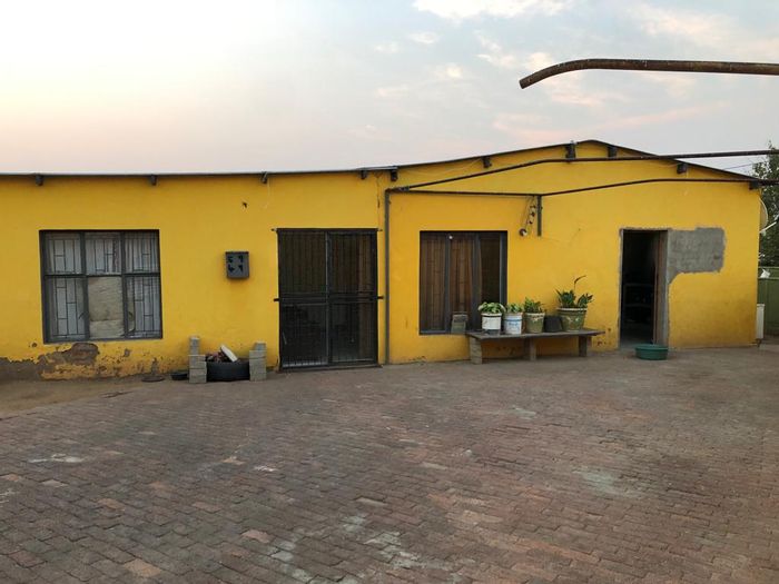 Property #2203481, House for sale in Katutura