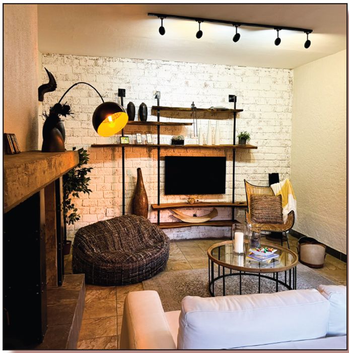 Property #2421086, Townhouse Rental Monthly in Luxury Hill