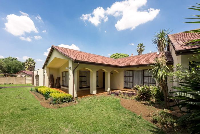 For Sale: Spacious Brackenhurst house with pool, flatlet, and ample parking.