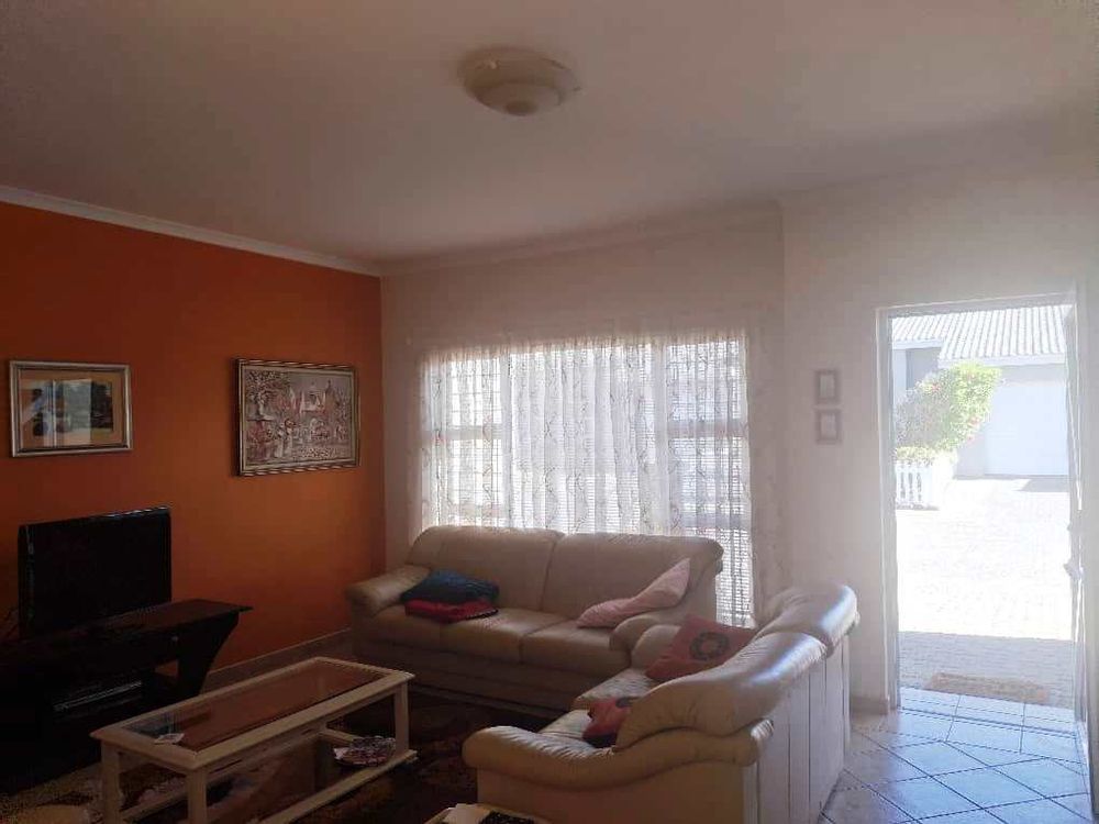 Spacious tv area