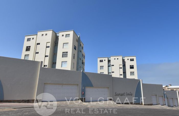Property #2099914, Apartment for sale in Long Beach