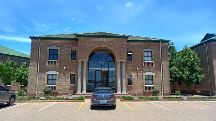 Property #2148965, Office rental monthly in Highveld