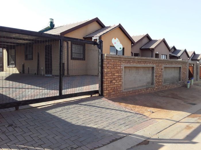 Property #2267580, House for sale in Soshanguve Ext