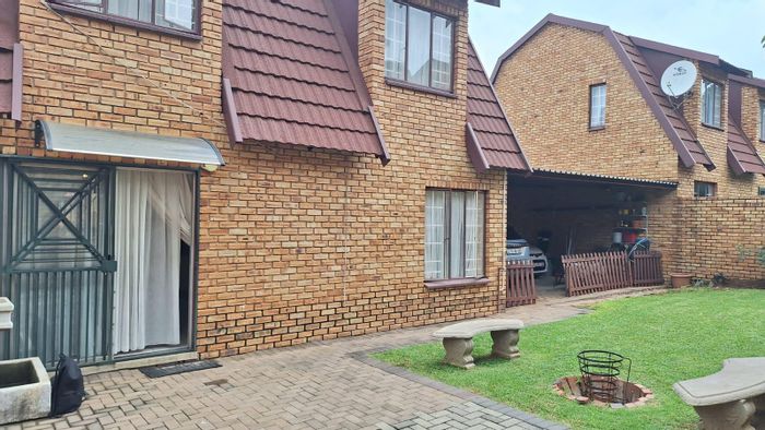 3-Bedroom Townhouse To Rent in Boskruin with pool, garden, and 24-hour security.