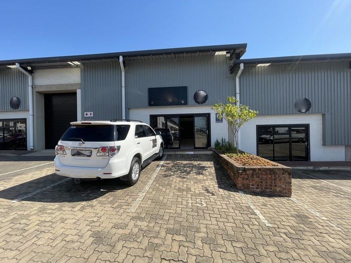 Cornubia Central Mixed Use Unit To Rent: Mezzanine, office spaces, 24-hour security.