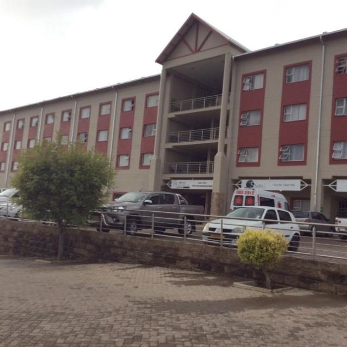 For Sale: Windhoek Central Apartment, 1 bed, rental income N$ 6,500 pm.