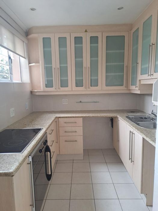 Property #2177104, Apartment rental monthly in Glendower