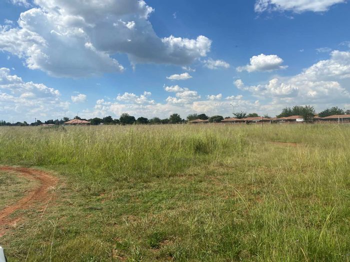 Property #2215553, Vacant Land Residential for sale in Kookrus
