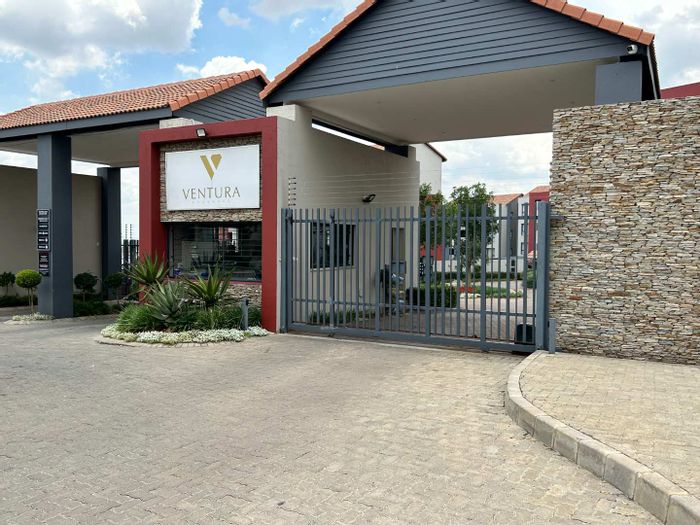 Property #2212857, Apartment rental monthly in Witkoppen