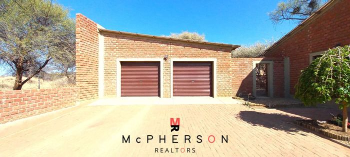 Property #2222717, House for sale in Windhoek South