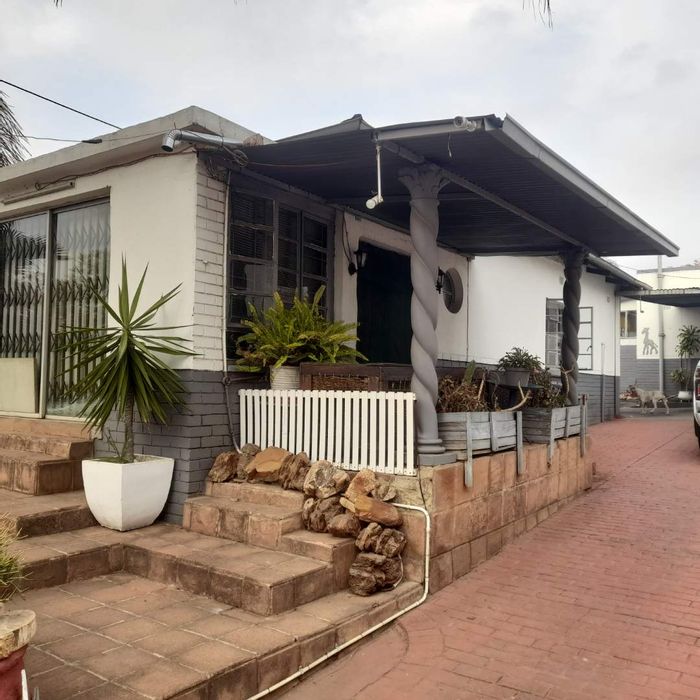 For Sale: Spacious House with Flatlet Near TUT, City Centre & Amenities!