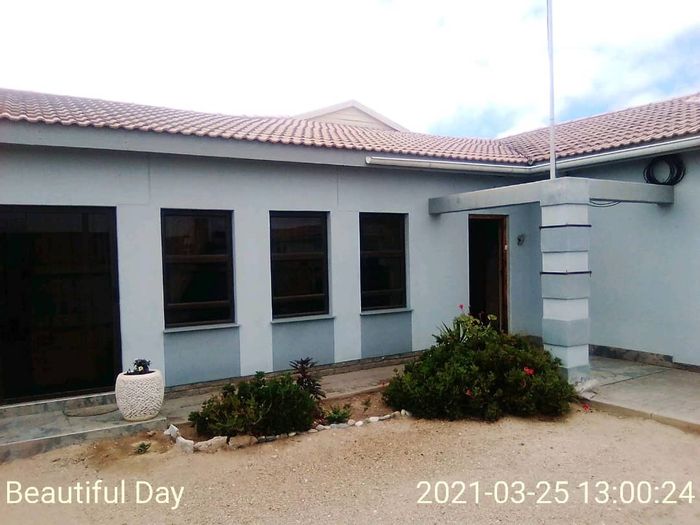 Property #2100230, House for sale in Swakopmund Central
