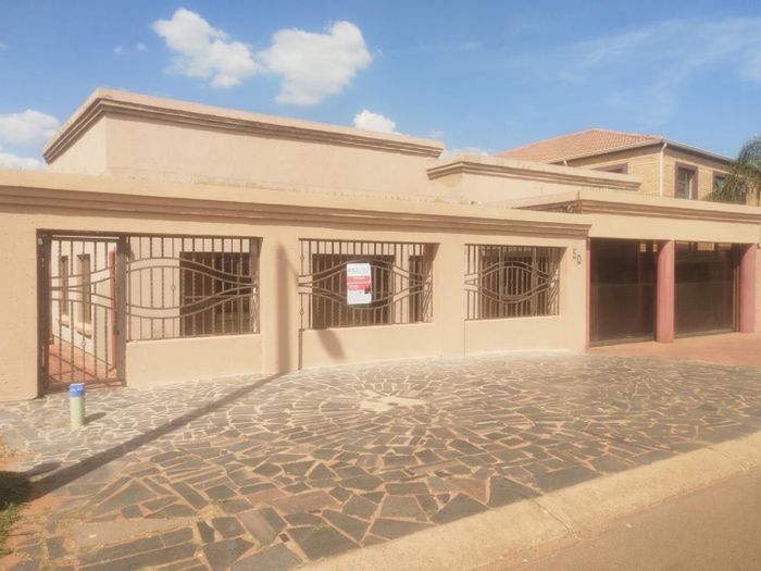 Lenasia House For Sale: 4-bed, 3-bath main house with rental cottage.