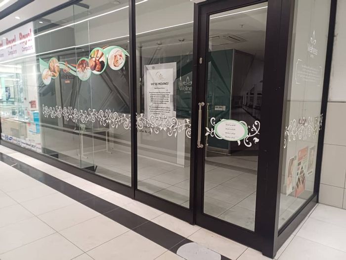 Retail Space To Rent in Windhoek Central: Showroom, 4 Offices, Kitchen, Toilets.