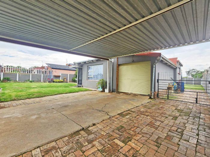 Crown Gardens Residential properties for sale