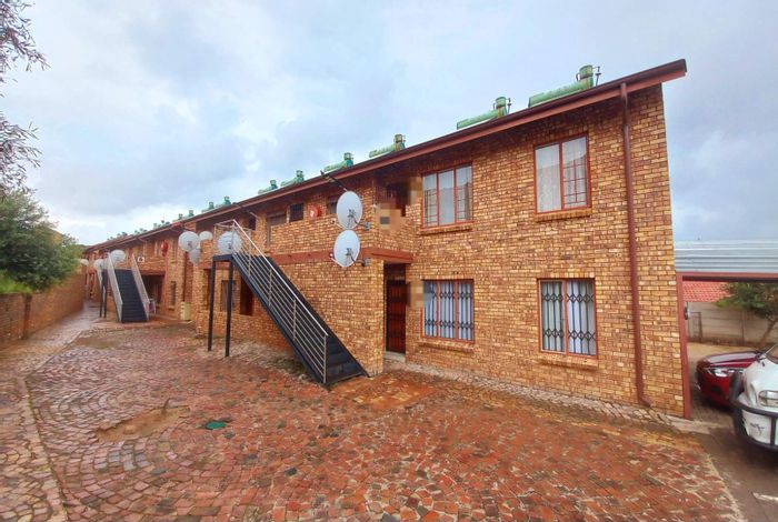 For Sale: 2-Bedroom Apartment in Danville with 24-hour security and open-plan living.