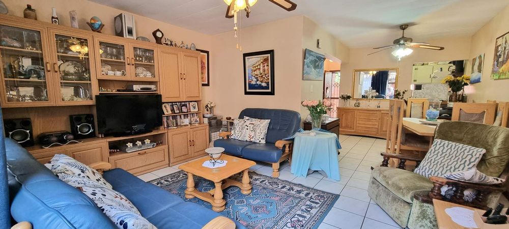 Open plan lounge and dining area