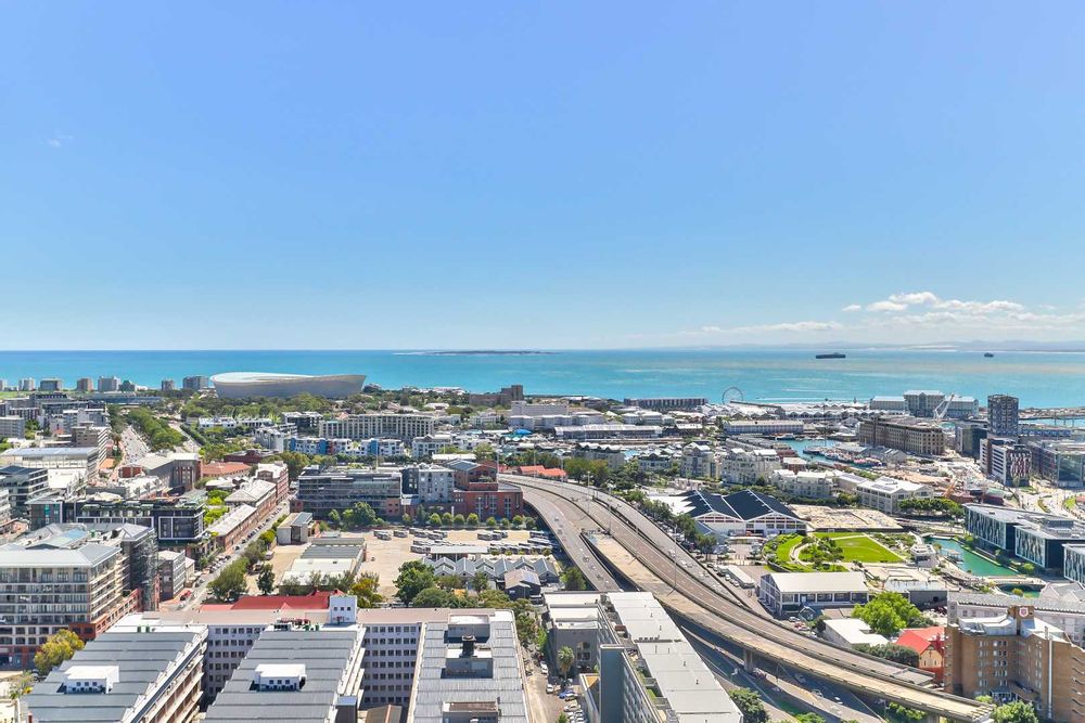 Atlantic Ocean, V&A Waterfront views from your private balcony