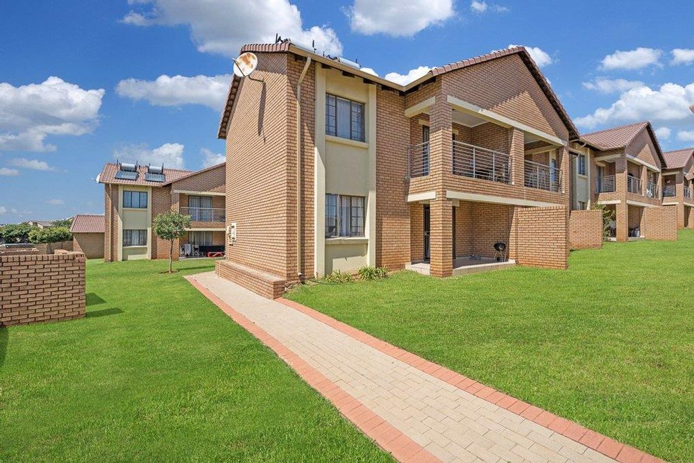 2 Bedroom Apartment in Sagewood For Sale R770,000 2210677