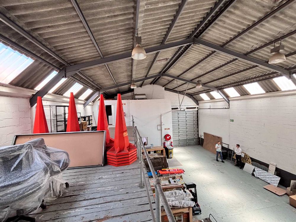 Mezzanine & Warehouse floor