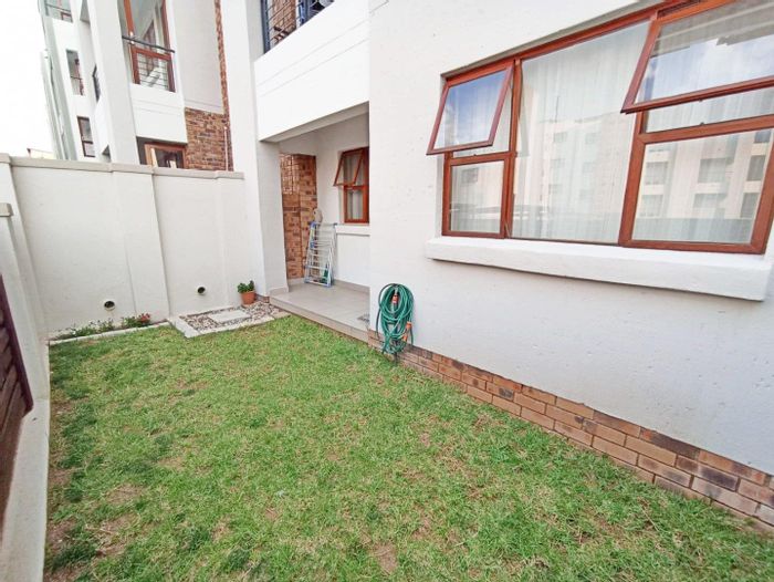 Ferndale Property property and houses to rent in Ferndale, Randburg, 1