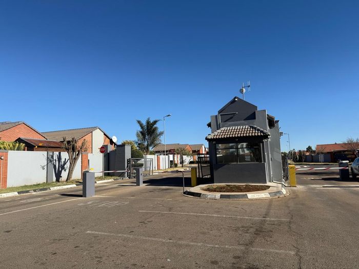3-Bedroom Apartment For Sale in Monavoni with private garden and secure garages.