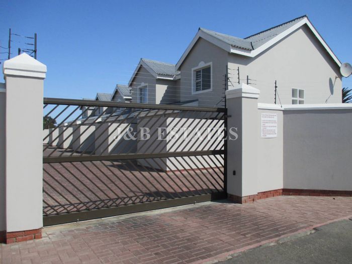 Property #2078438, Apartment for sale in Walvis Bay Central