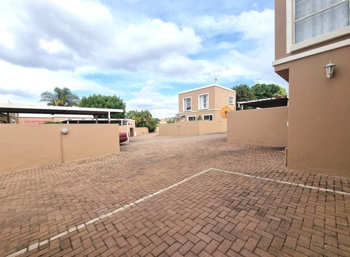 Property #2078220, Townhouse for sale in Radiokop
