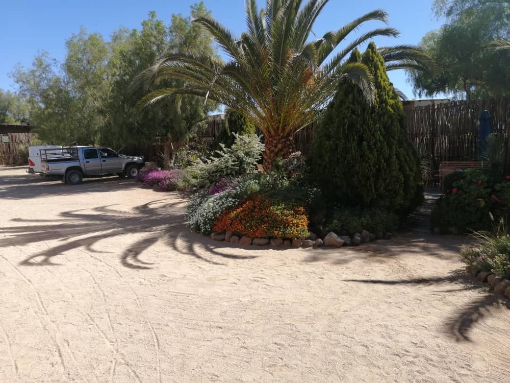 BAHNHOF HOTEL SAFE PARKING AREA AND GARDEN