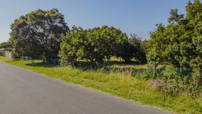 Vacant Land Residential in Kleinmond Central for Sale – 977 sqm, prime location.