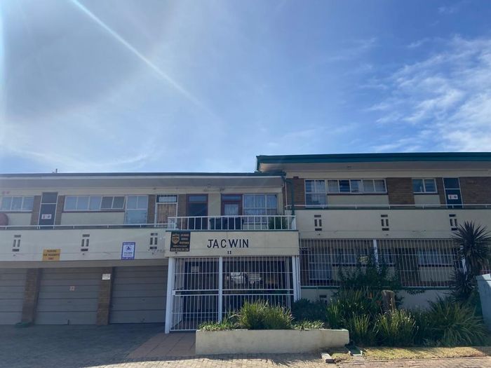 Property #2177333, Apartment for sale in New Redruth
