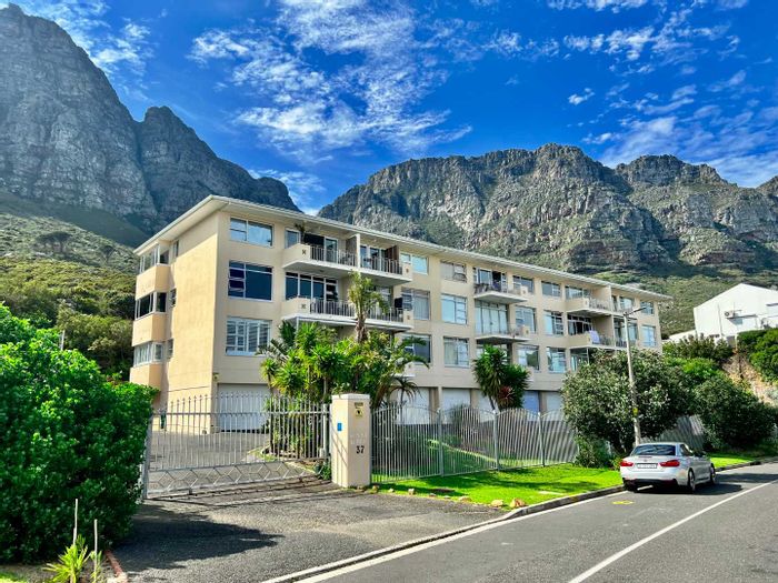 Property #2192678, Apartment pending sale in Camps Bay