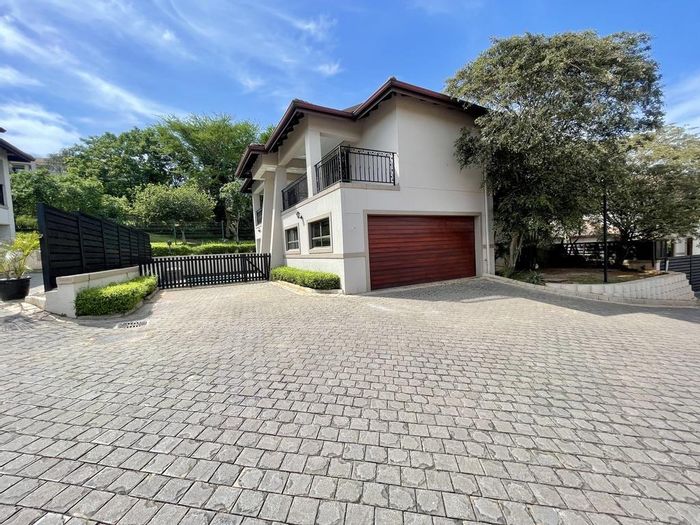 To Rent: 3-Bedroom Townhouse in Izinga Ridge with secure access and outdoor living.