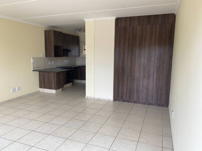 Property #2230380, Apartment rental monthly in Barbeque Downs