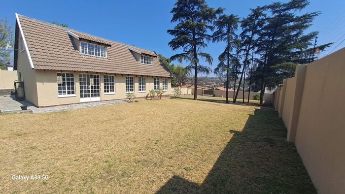 Property #2322177, House Rental Monthly in Buccleuch