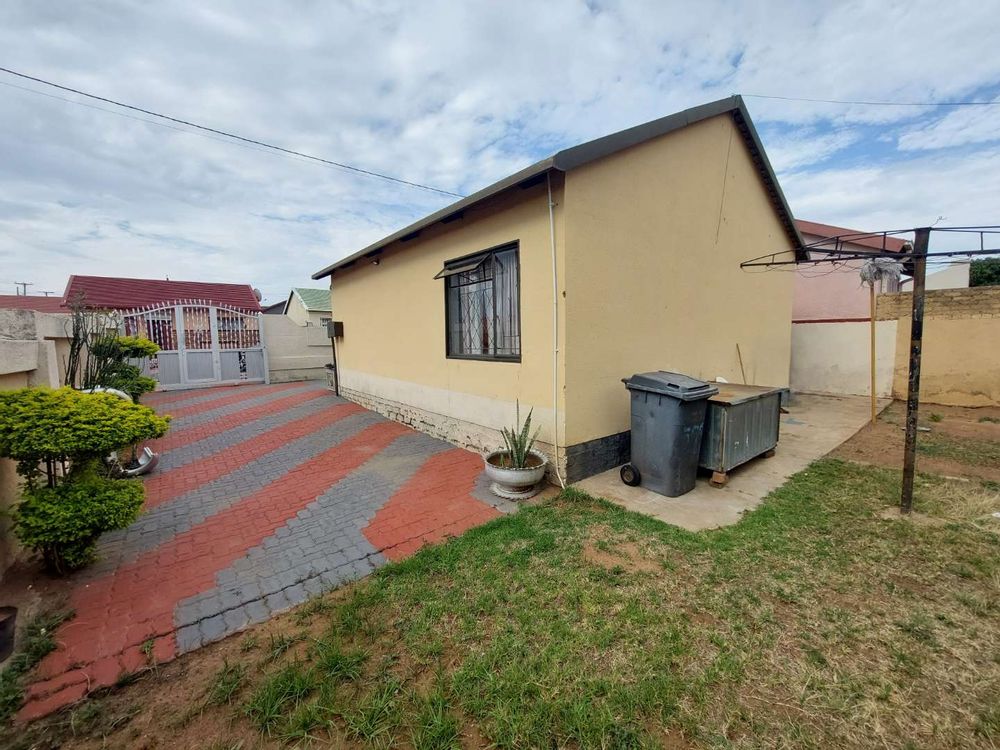 Entrance and backyard