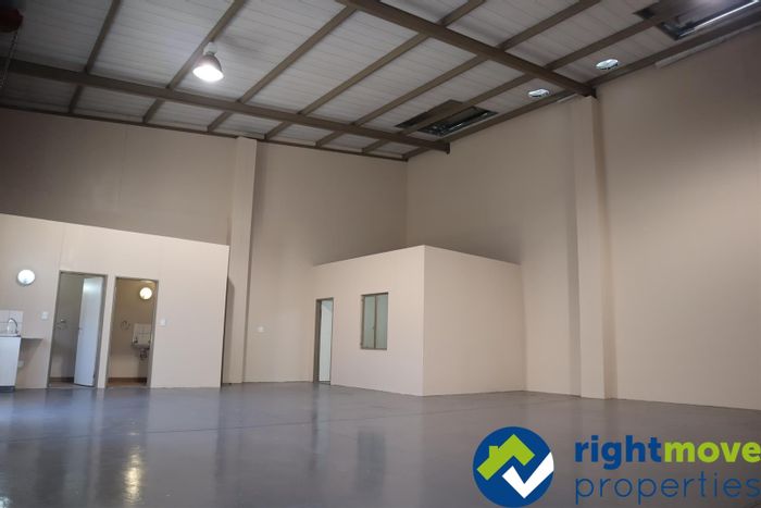 Northern Industrial For Sale: 137 sqm industrial property with office, kitchenette, and parking.