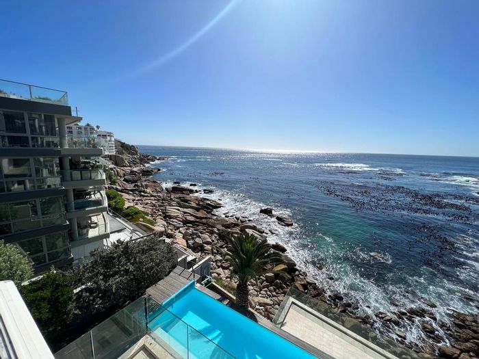 Property #2077339, Apartment for sale in Bantry Bay