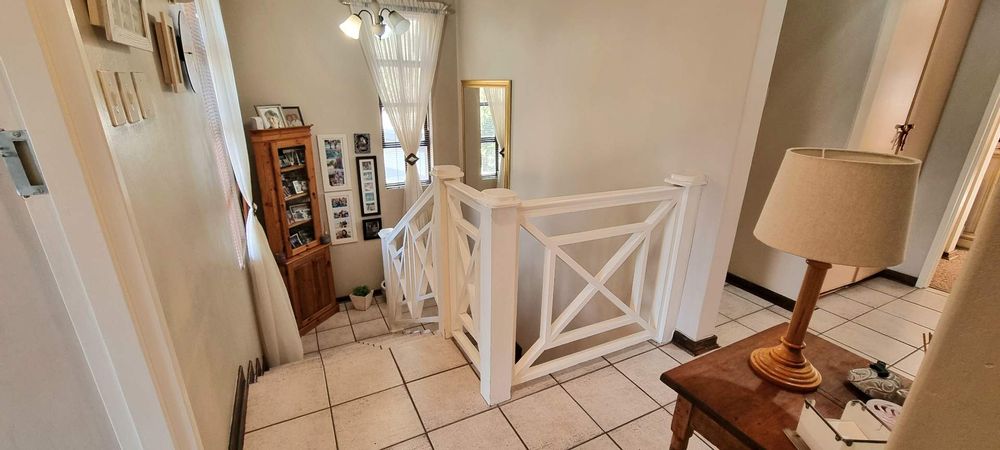 Towards the bedrooms