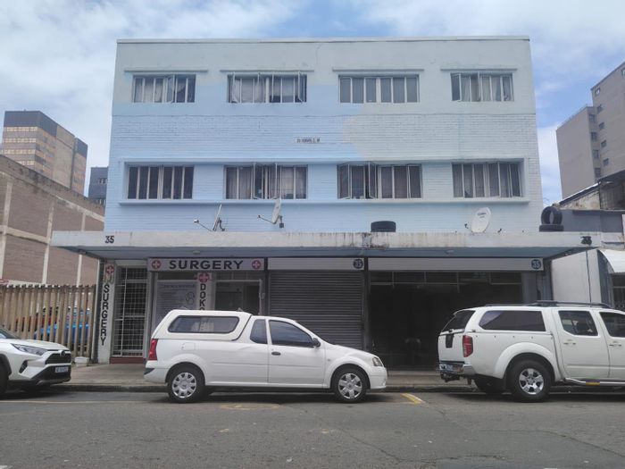Mixed Use Property For Sale in Durban Central: 3 Shops, 27 Lodging Rooms.