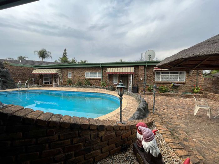 Property #2054887, House sold in Constantia Park